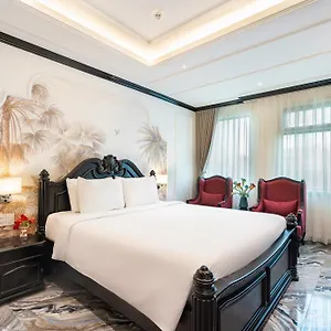 Nicecy Saigon Отель