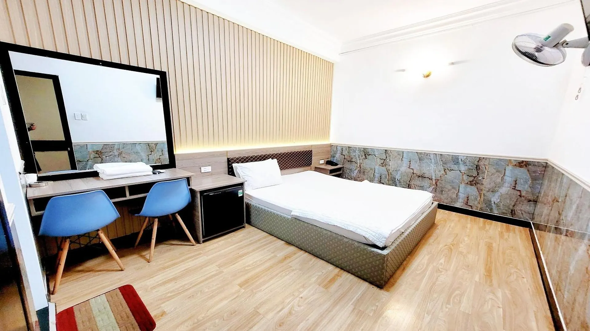 Hoang Nam Hotel Ho Chi Minh City