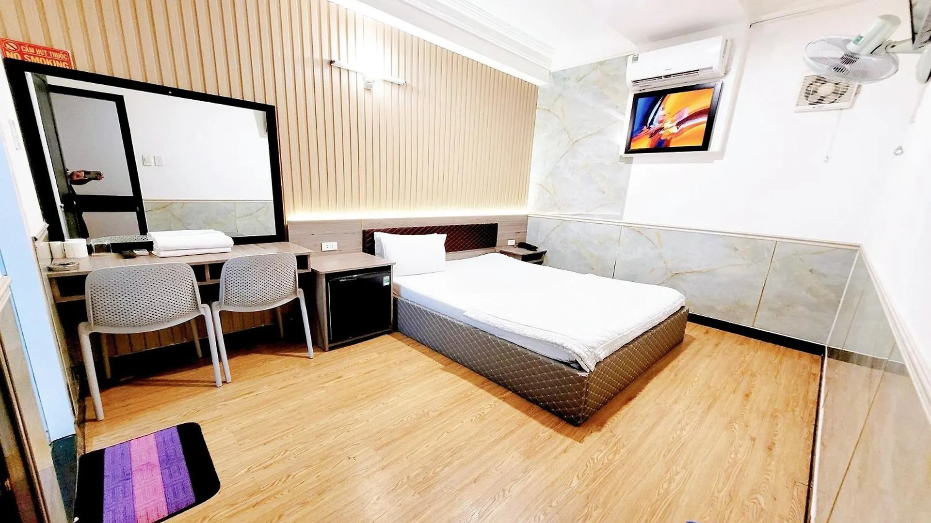 Hoang Nam Hotel Ho Chi Minh City